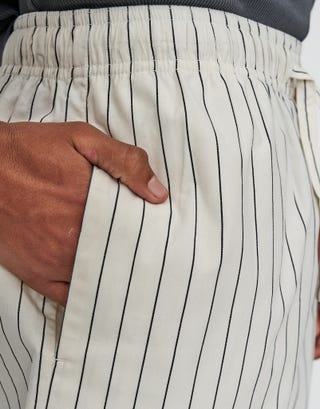 Salerno Elastic Waist Shorts in White Detail2