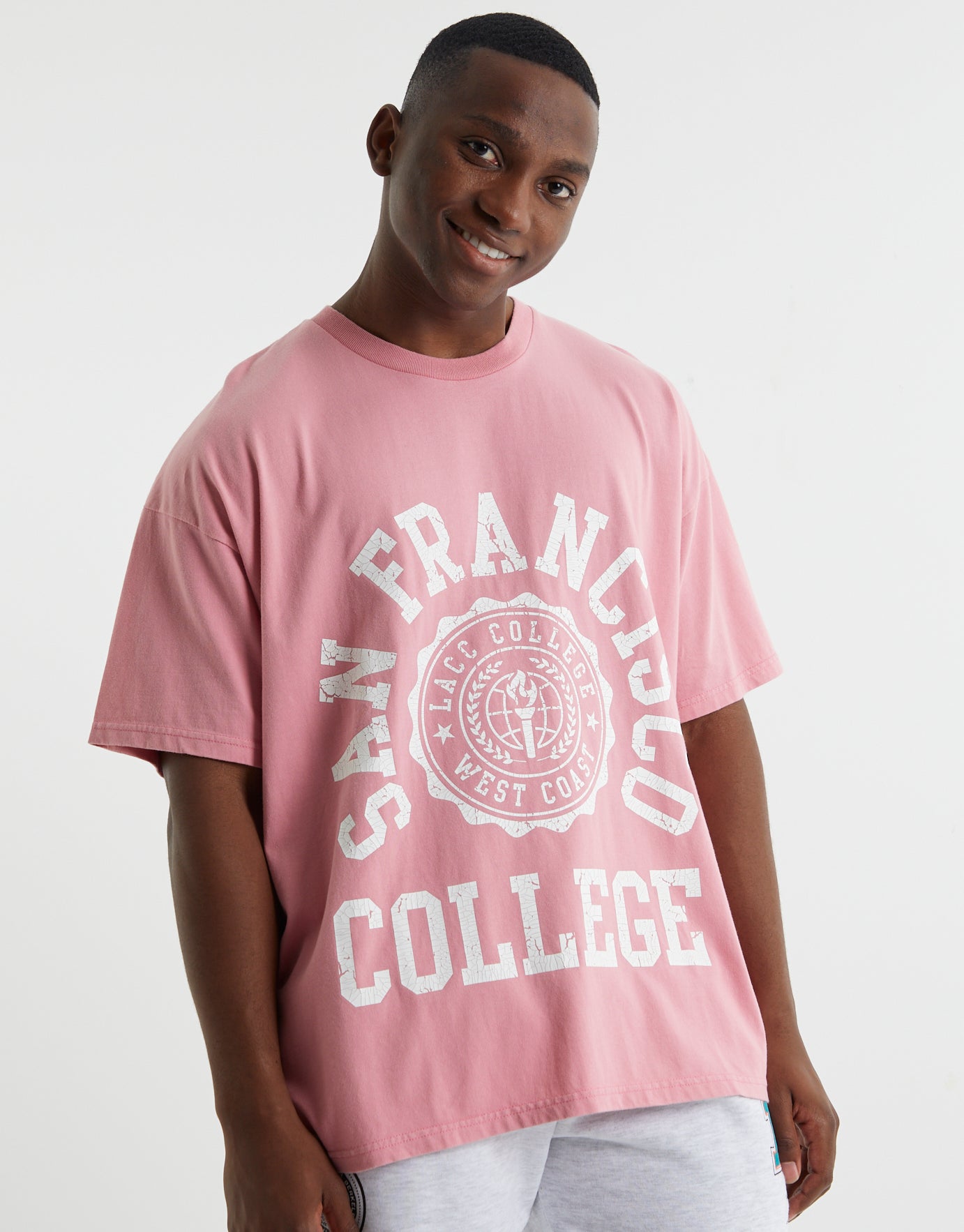 Francisco Box Fit T-shirt in Pink | Hallensteins US