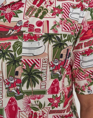 Santa Holiday Short Sleeve Shirt in White Detail