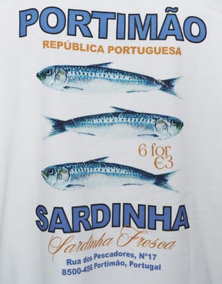 Sardinha Cropped Relaxed Fit T Shirt in Blanc Detail2