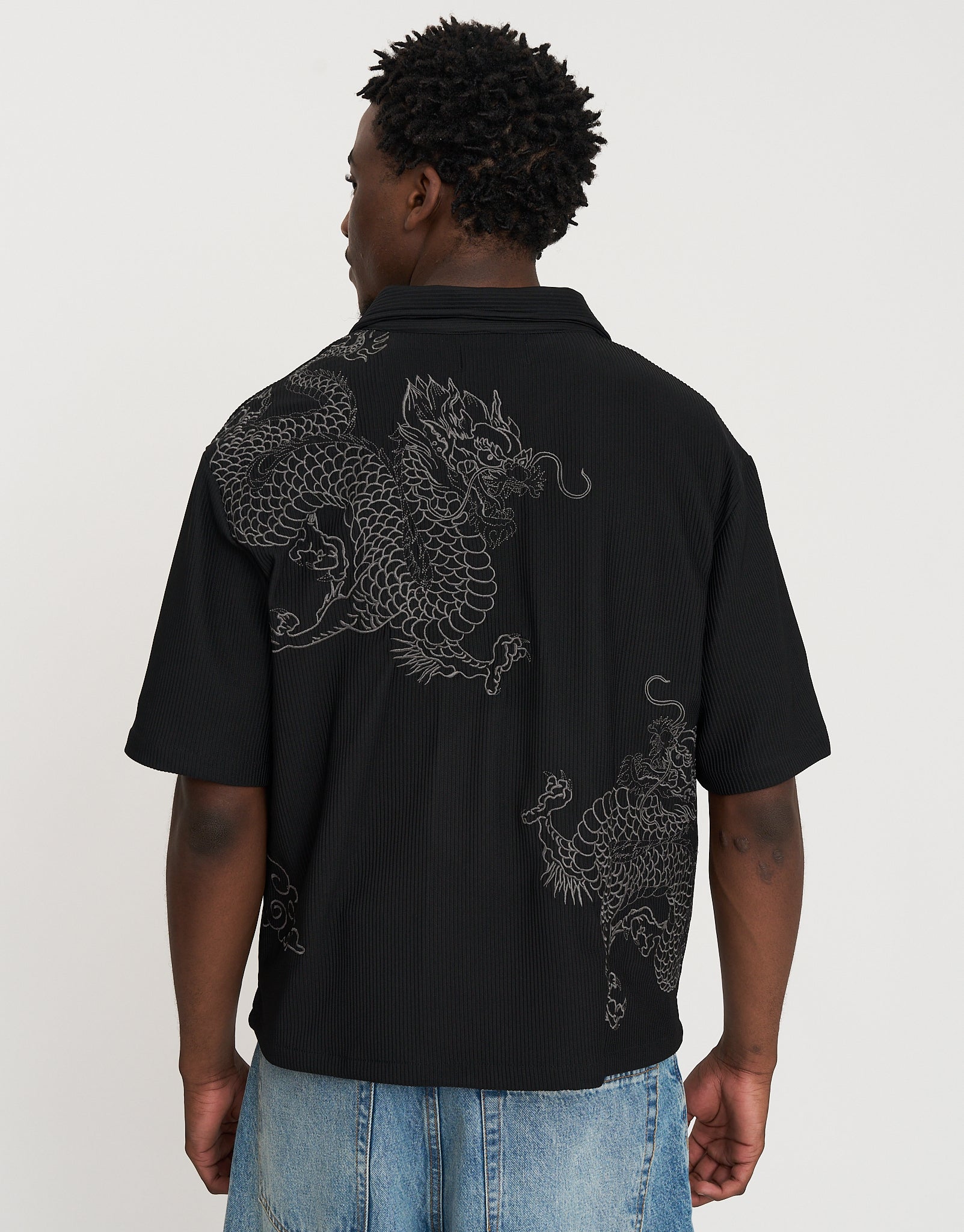 Dragon Plisse Short Sleeve Shirt in Black | Hallensteins NZ