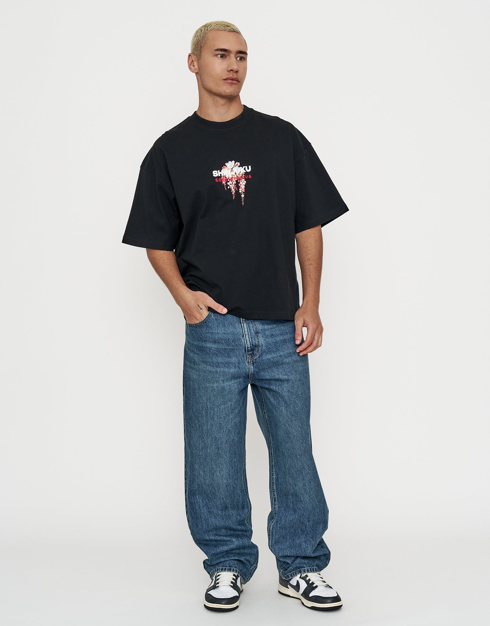 Shinjuku Box Fit T Shirt in Black | Hallensteins NZ