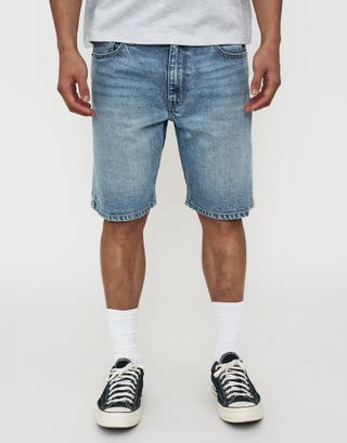 Slim Denim Shorts in Stonewash Sky Front
