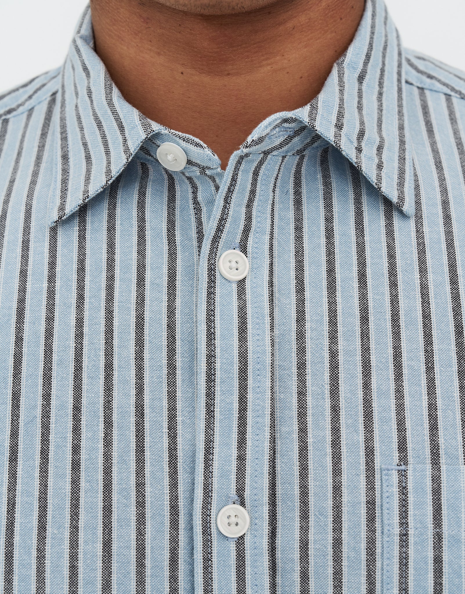 Cropped Striped Oxford Short Sleeve Shirt in Blue | Hallensteins AU