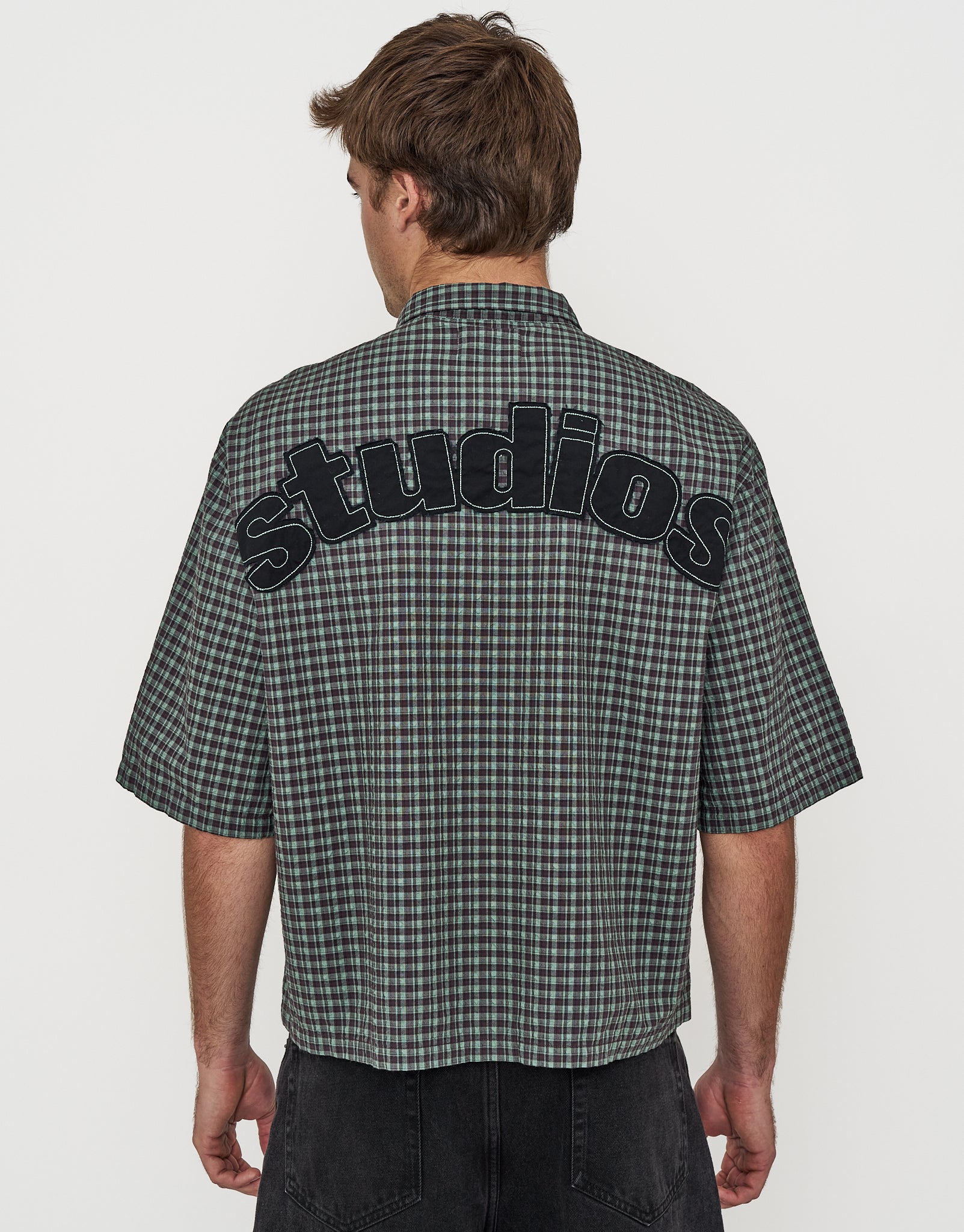 Studio Check Cropped Short Sleeve Shirt in Green | Hallensteins AU