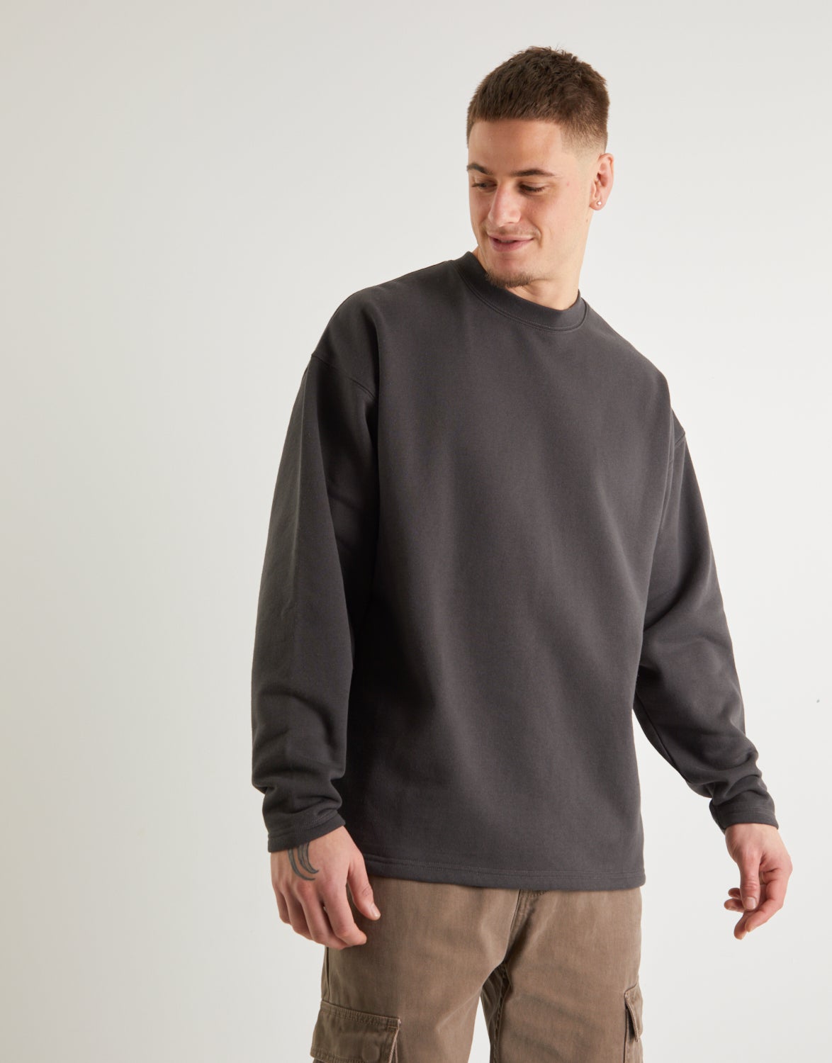 Oversized Fit Box Crew Sweatshirt in 