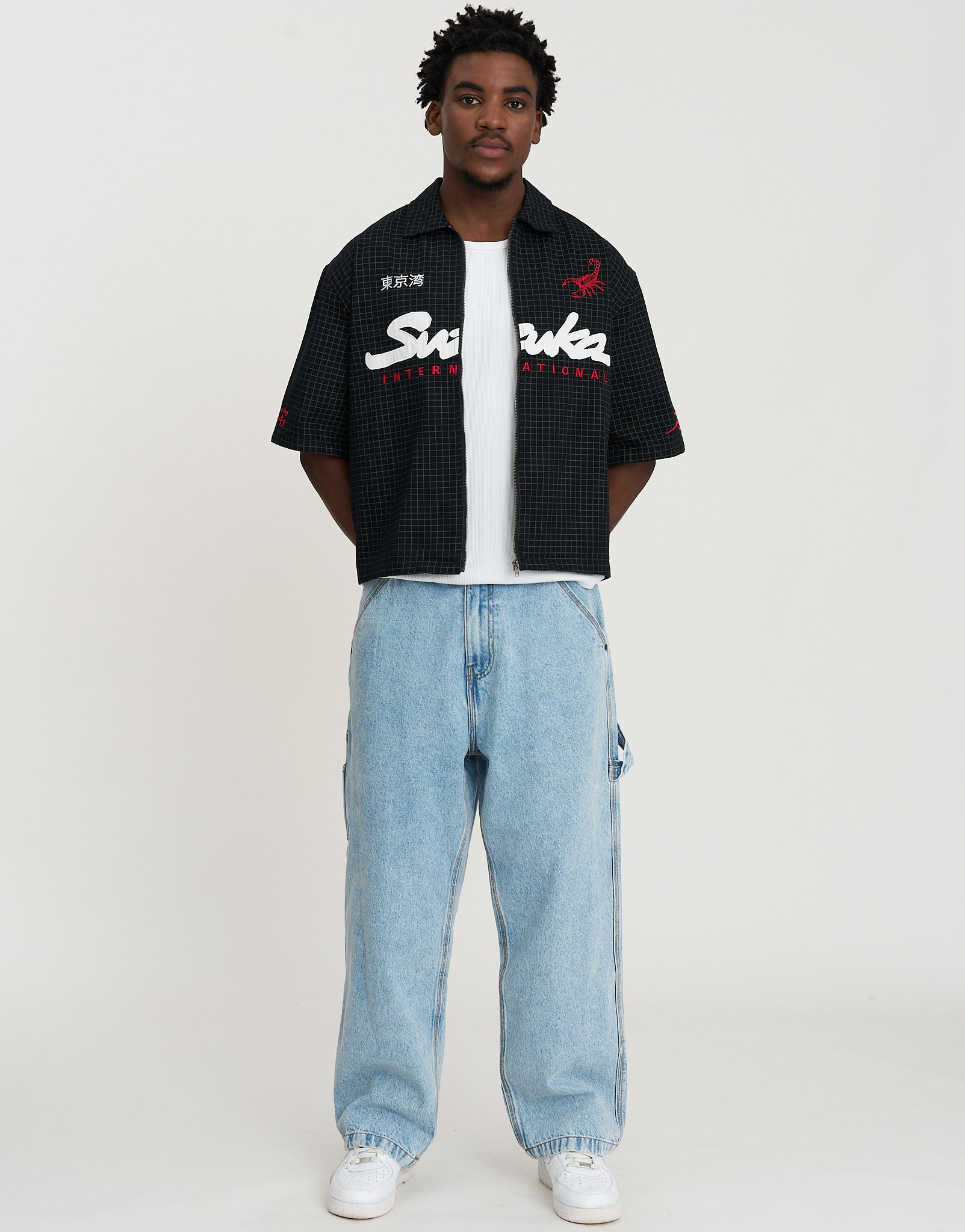 Suzuka International Cropped Zip Up Short Sleeve Shirt in Black