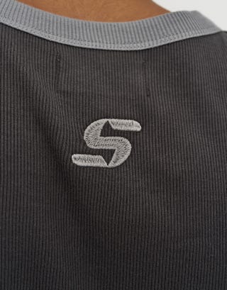 Ribbed Synth Singlet in Pewter Grey Detail2