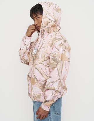 Synth Studios Camo Oversized Hoodie in Pink Foliage Detail3