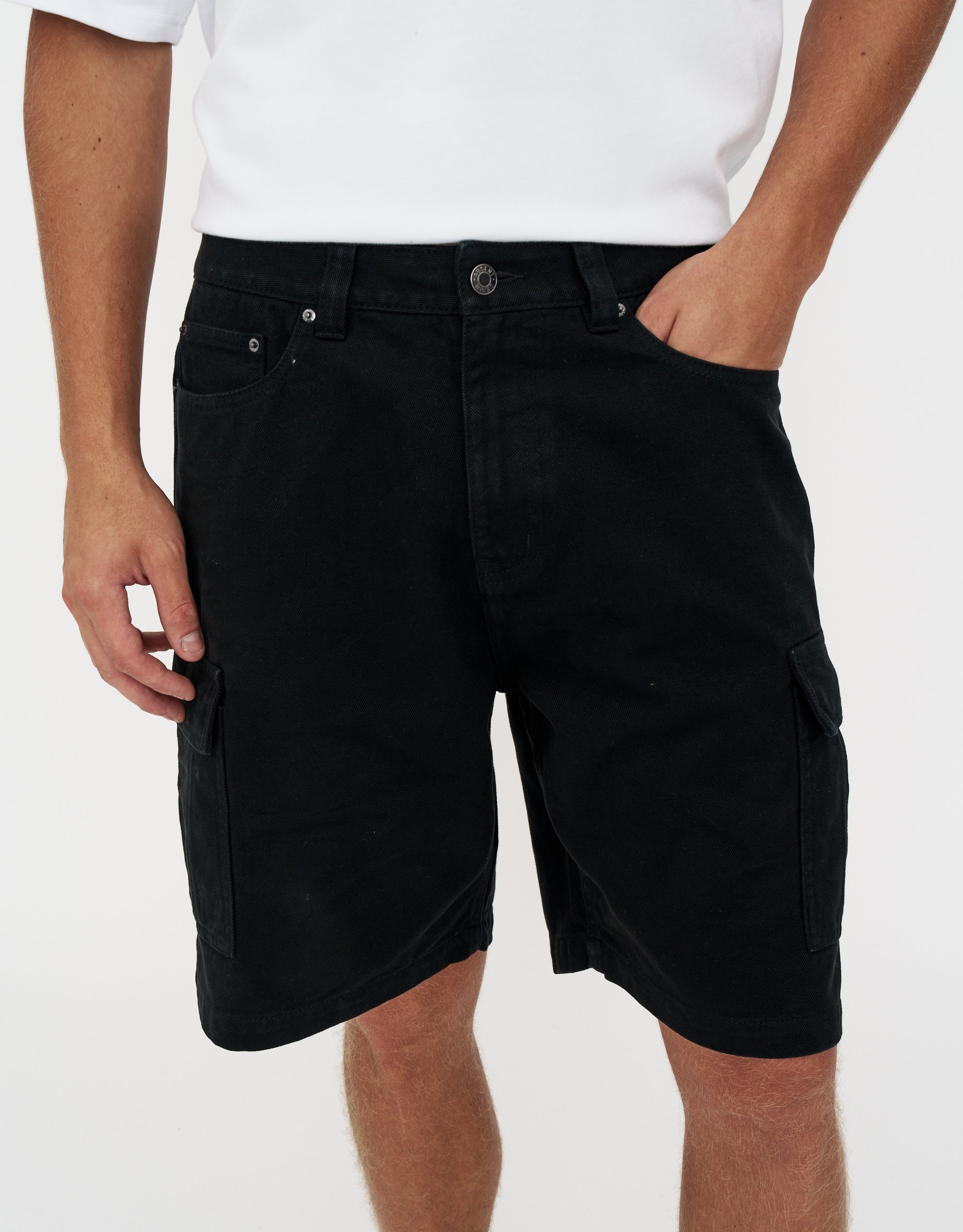 Twill Baggy Cargo Shorts in Black | Hallensteins NZ