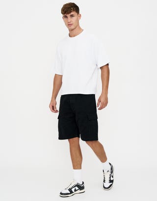 Twill Baggy Cargo Shorts in Black Detail2