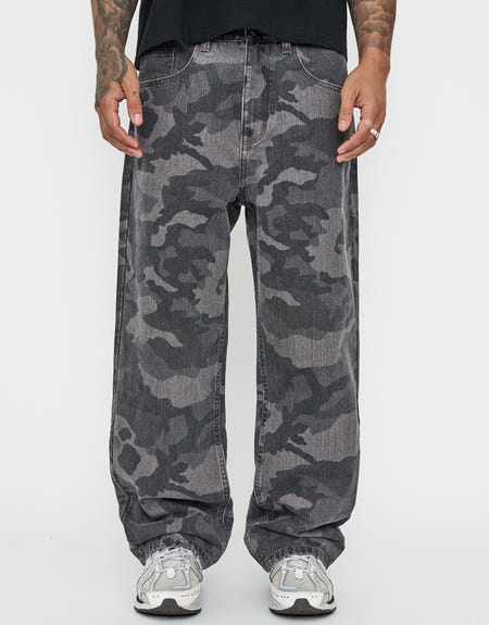 Baggy Camo Twill Pants in Camo Hallensteins NZ
