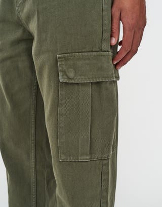 Twill Baggy Fit Cargo Pants in Green Detail3