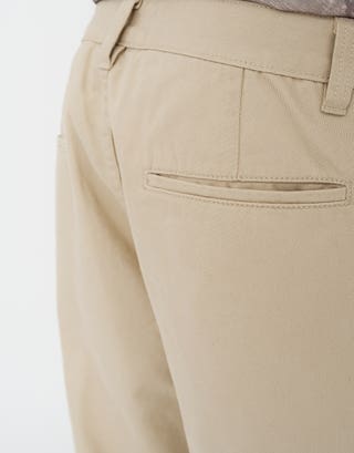 Baggy Fit Pleated Pants in Tan Detail3