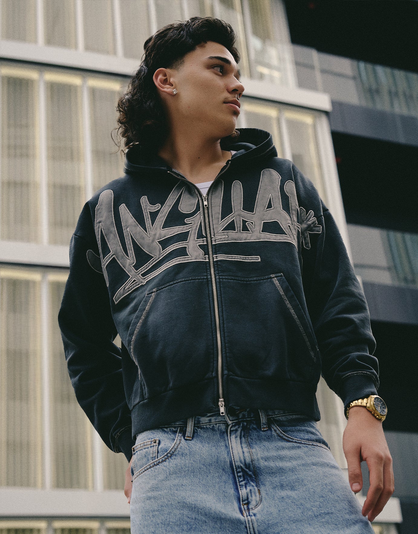 Vanguard Graffiti Oversized Zip Up Hoodie in Washed Black