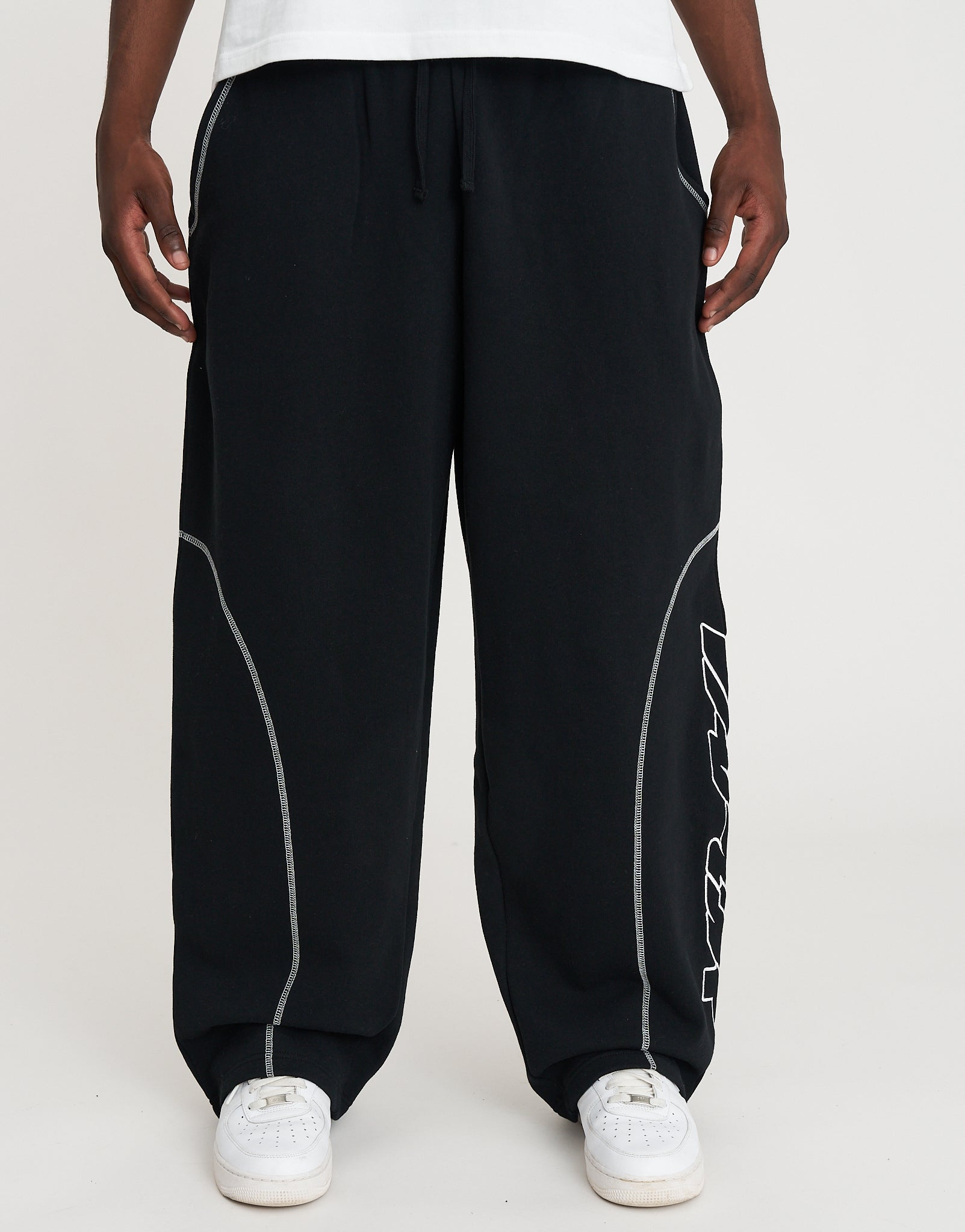 Vapor Wide Leg Track Pants in Black | Hallensteins NZ