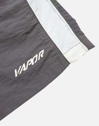 Vapor Panel Elastic Waist Shorts in Grey/white Detail2