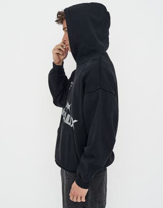 Etaux Oversized Hoodie in Black Detail2