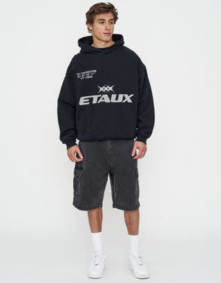 Etaux Oversized Hoodie in Black Full