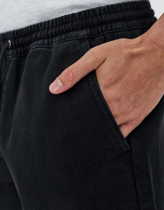 Washed Twill Elastic Waist Shorts in Black Detail2