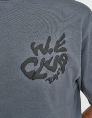 Weekend Club International Box Fit T Shirt in Slate Detail