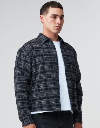 Winston Cropped Check Shirt in Black Detail2
