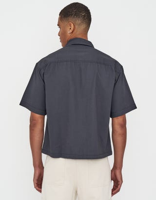 Heavy Twill Cropped Short Sleeve Shirt in Washed Black Back