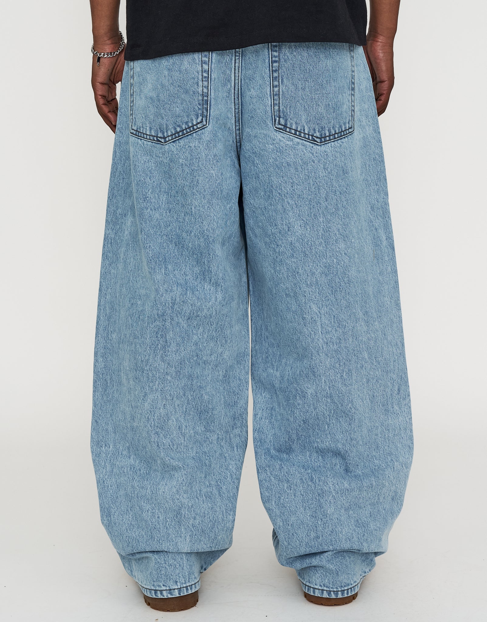 Extra Baggy Fit Jeans in Blue Fade | Hallensteins AU