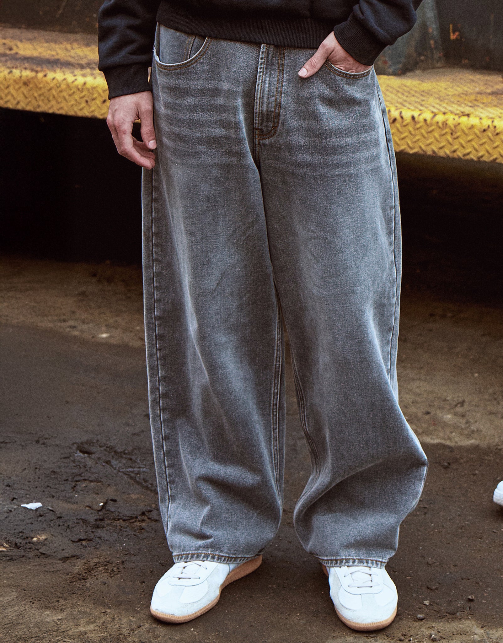 Extra Baggy Fit Jeans in Black | Hallensteins NZ