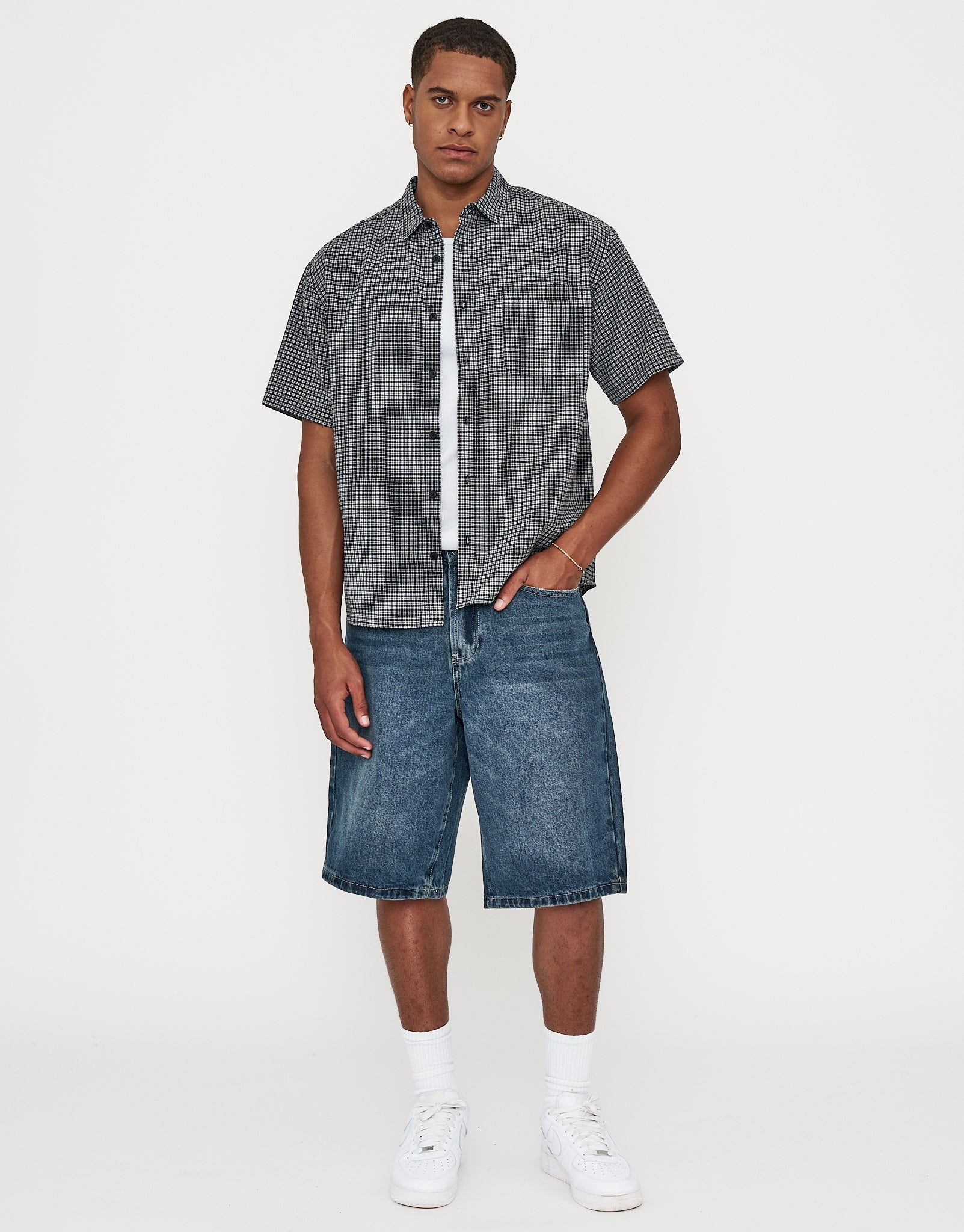 パンツ dall clothing RIGID BAGGY JORTS Baggy Fit Jorts in Diesel Washed | Hallensteins AU