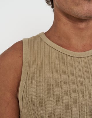 Textured Cotton Singlet in Brown Detail