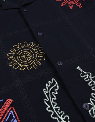 Botanica Embroidered Short Sleeve Shirt in Black Detail