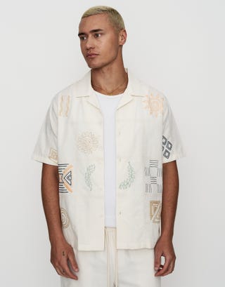 Botanica Embroidered Short Sleeve Shirt in Ivory Front