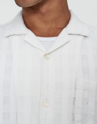 Brooklyn Short Sleeve Shirt in White Detail