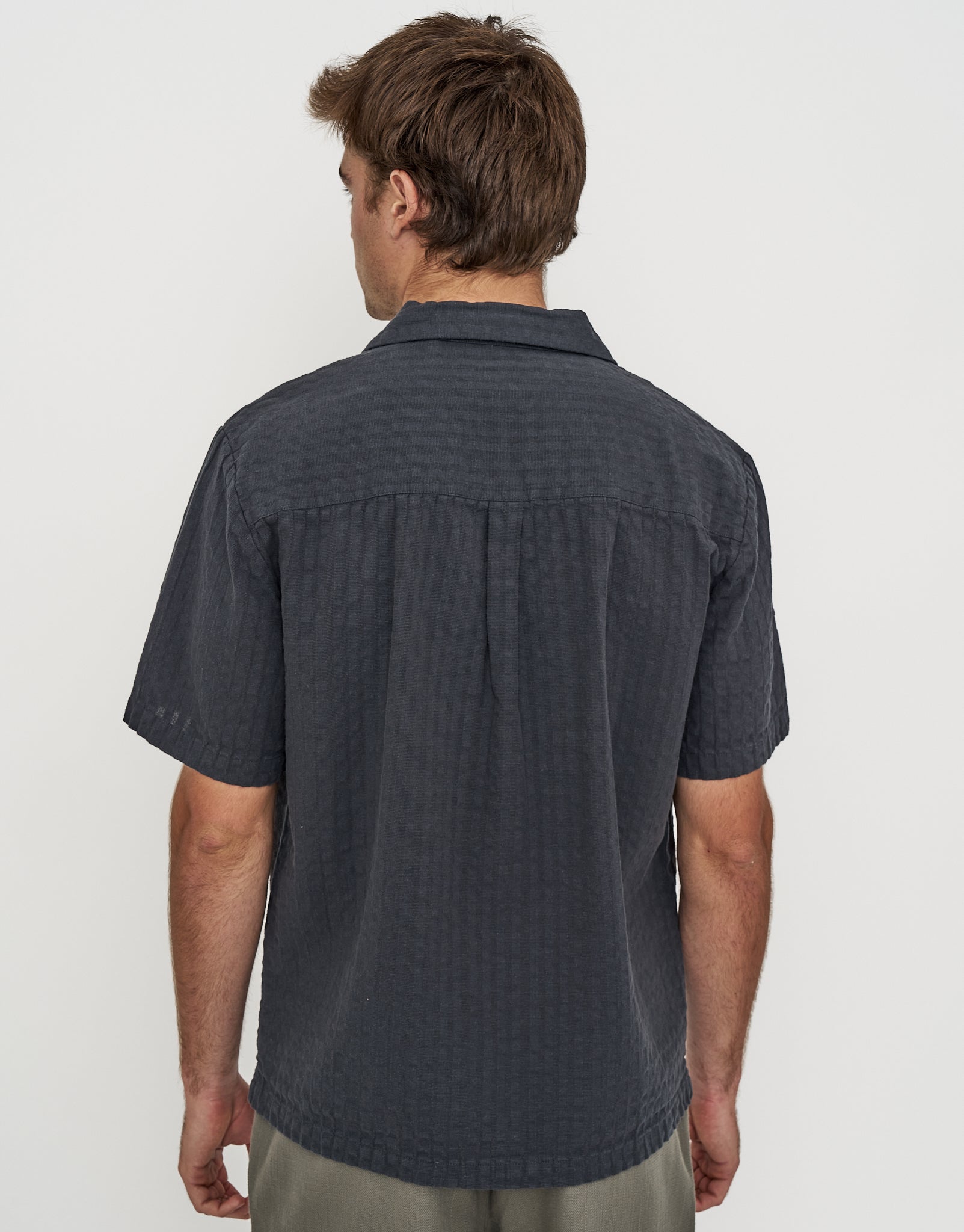Textured Short Sleeve Shirt in Charcoal | Hallensteins AU