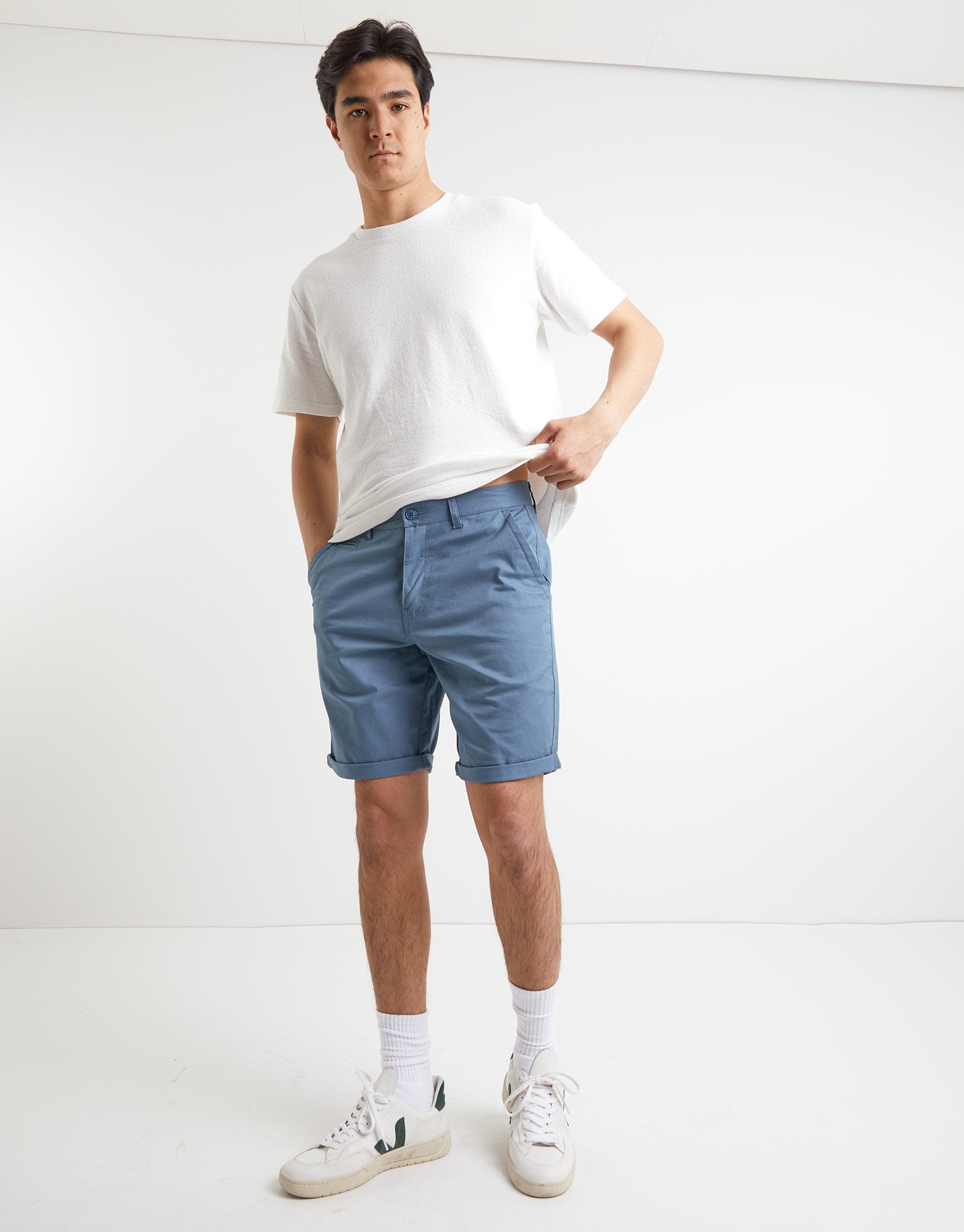 Organic Cotton Slim Fit Chino Shorts in 