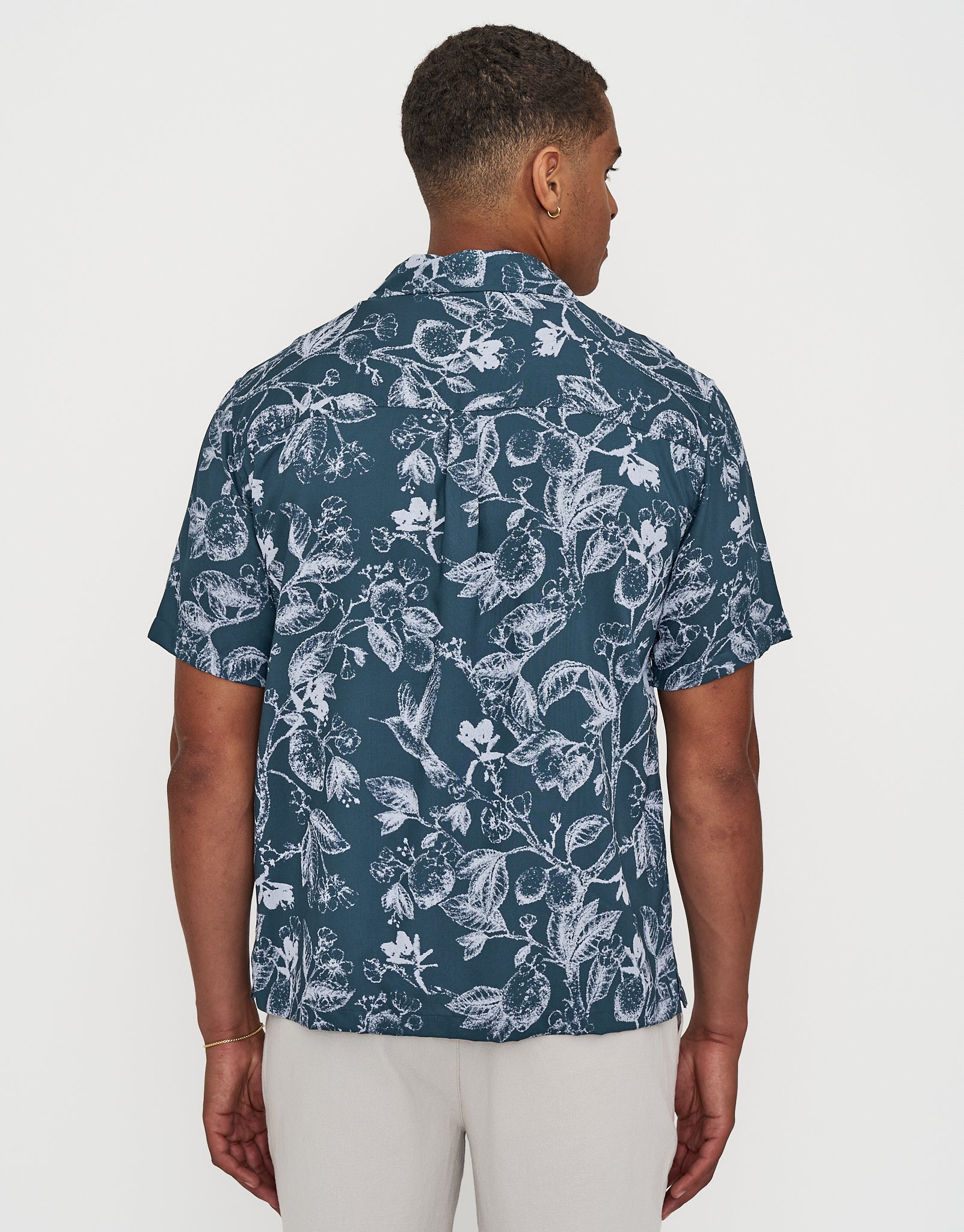 Citrus Short Sleeve Shirt in Orion Blue | Hallensteins NZ