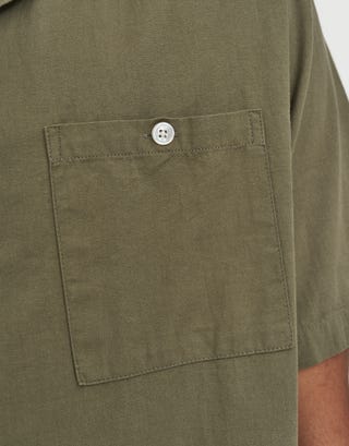 Cromwell Short Sleeve Shirt in Khaki Detail2