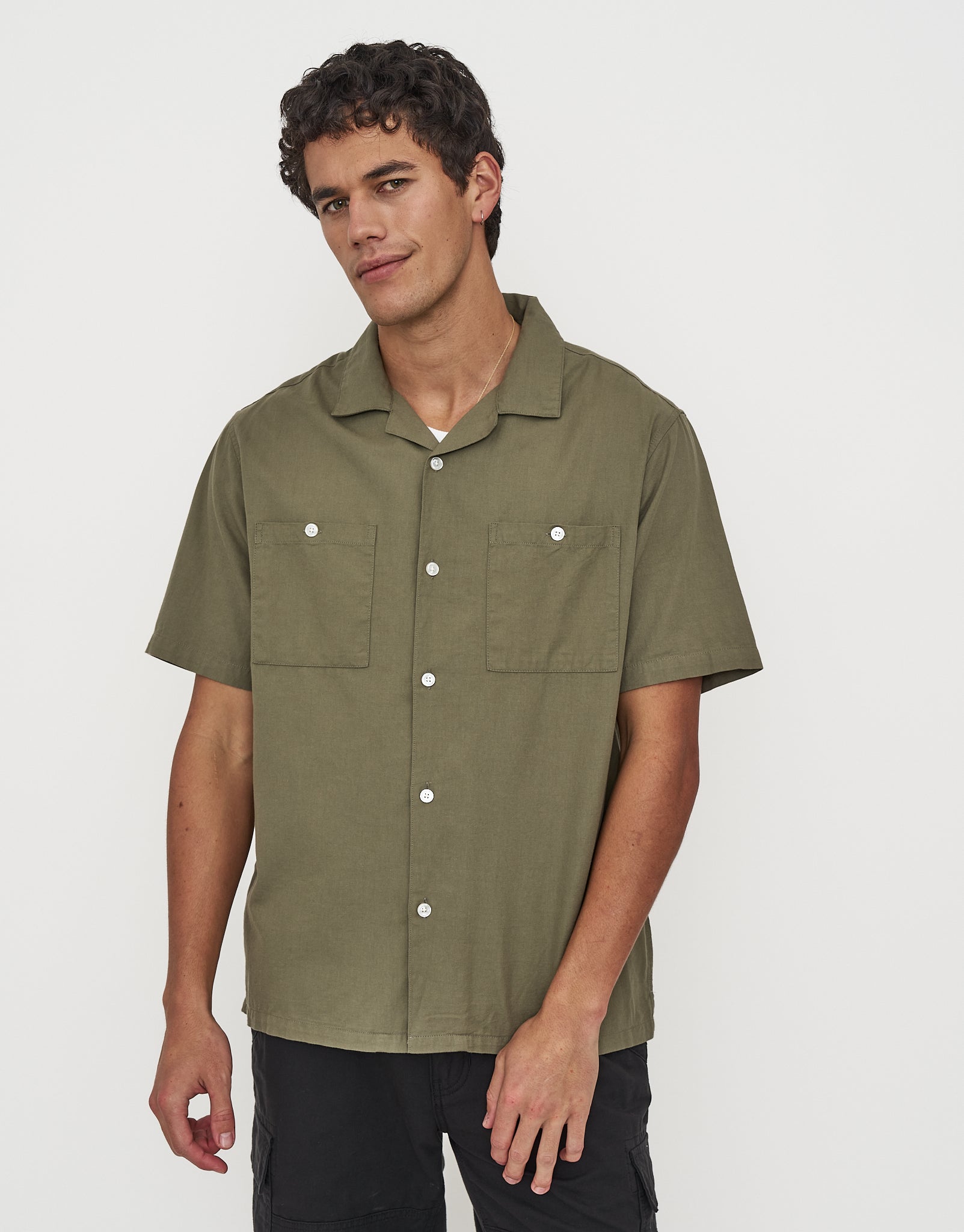 Cromwell Short Sleeve Shirt in Khaki | Hallensteins NZ