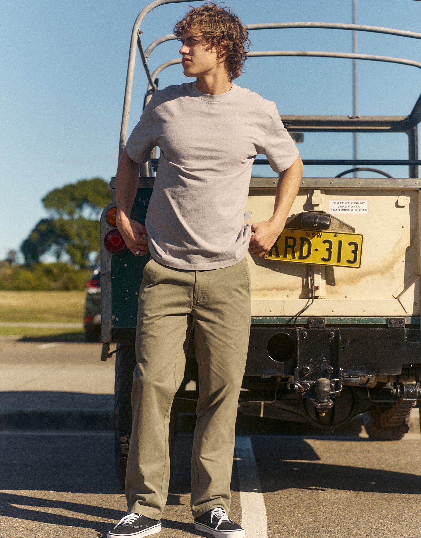 Delta Standard Fit Chinos in Khaki | Hallensteins NZ