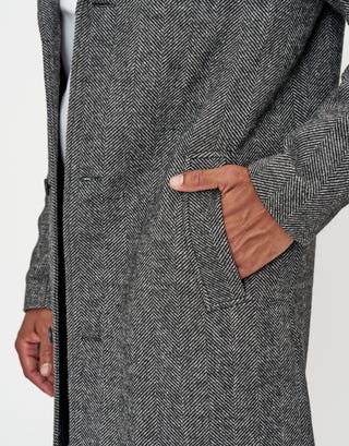 Herringbone Wool Overcoat in Black Detail2