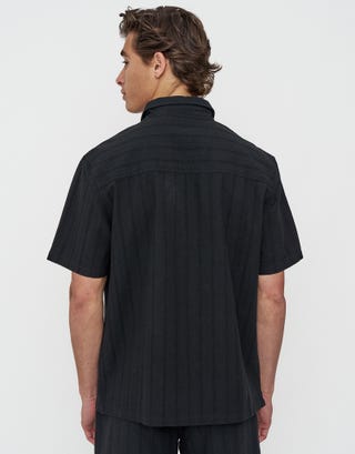 Jacquard Stripe Short Sleeve Shirt in Black Back