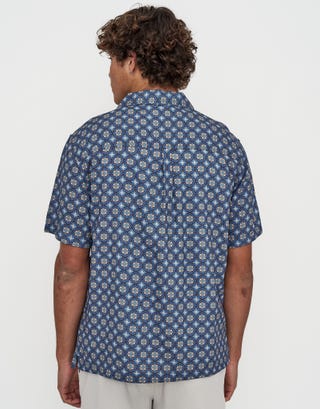Mosaic Short Sleeve Shirt in Ombre Blue Back