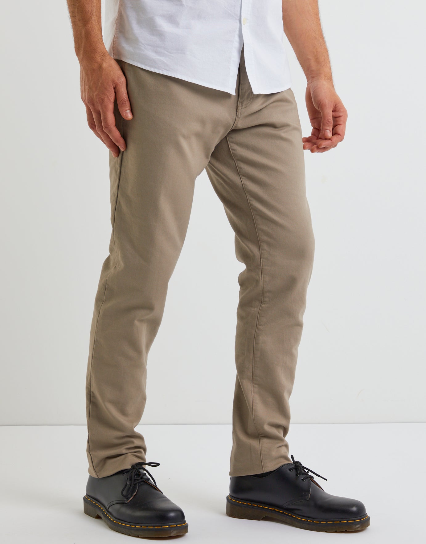 Organic Cotton Slim Fit Pants in Stone
