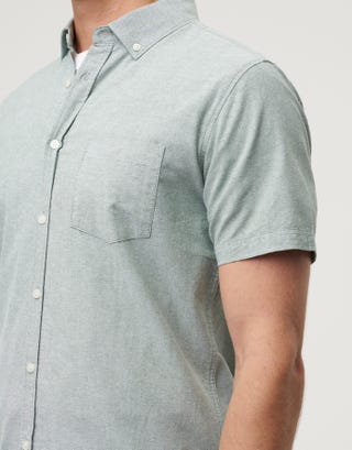 Oxford Collar Cotton Short Sleeve Shirt in Light Green Detail