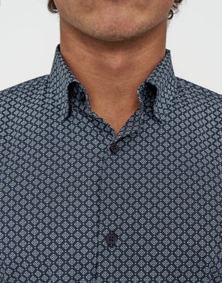 Prism Long Sleeve Shirt in Navy Detail