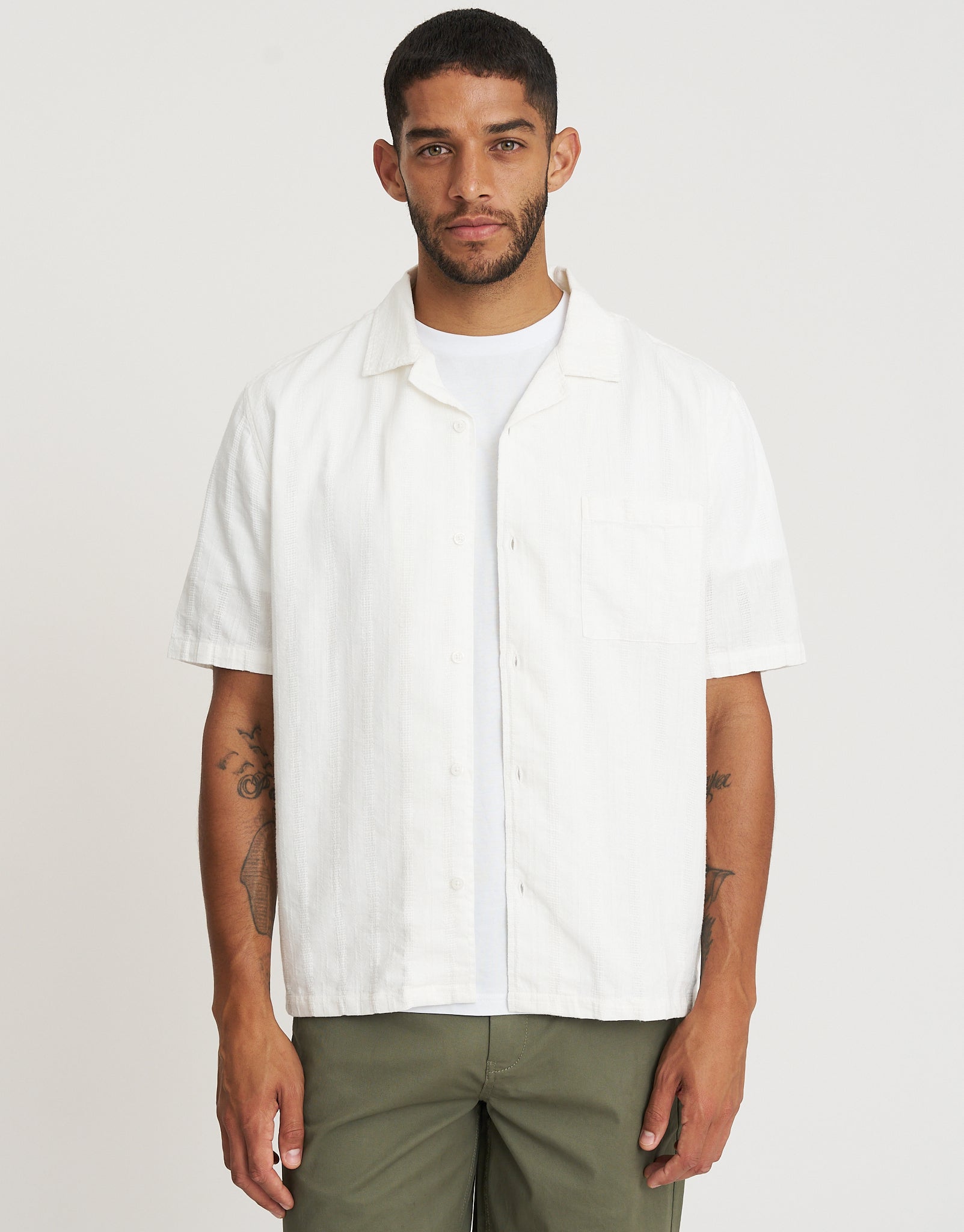 Saber Texture Short Sleeve Shirt in White | Hallensteins AU