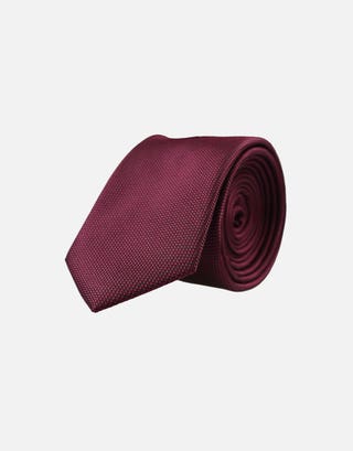 Textured Slim Tie in Burgundy Front