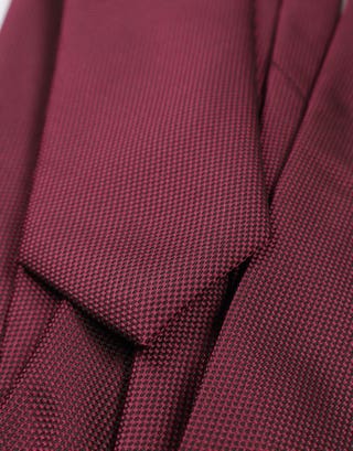 Textured Slim Tie in Burgundy Full