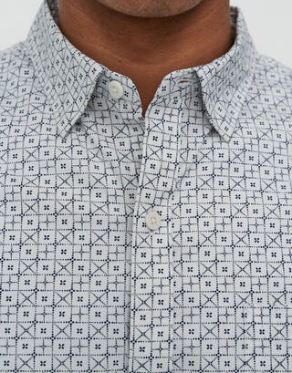 Valencia Short Sleeve Shirt in Blanc Detail